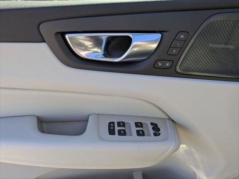New 2026 Volvo XC60 B5 Ultra w/ Protection Package Premier image 7