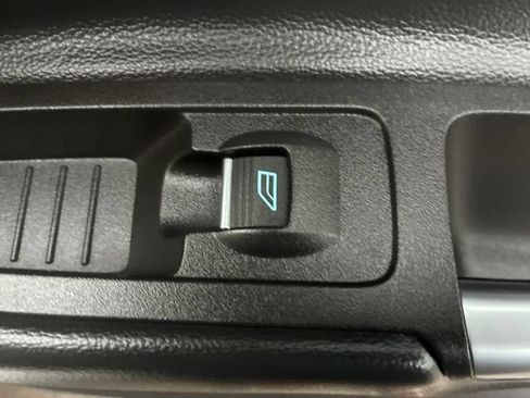 Used 2019 Ford Escape Titanium w/ U9j03 - Titanium Tow Package AWD/4WD image 23