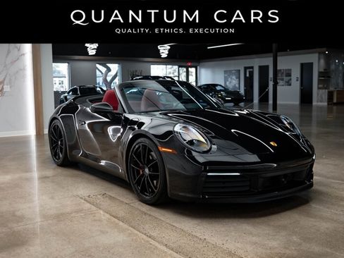 Used 2023 Porsche 911 Carrera S RWD image 3