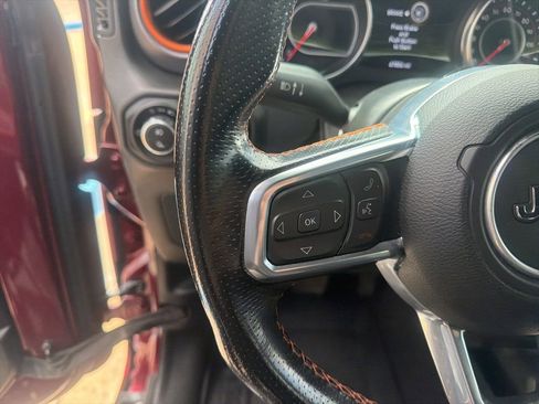 Used 2021 Jeep Gladiator Mojave AWD/4WD image 26