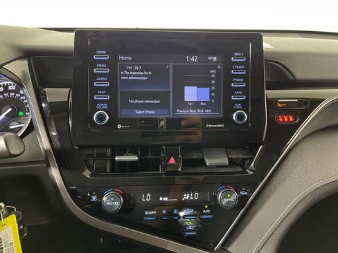 Certified 2023 Toyota Camry SE image 20