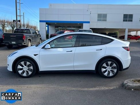 Used 2021 Tesla Model Y Long Range image 4