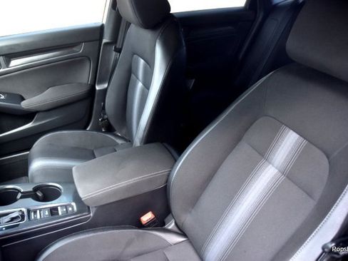 Certified 2026 Honda Civic Sport image 9