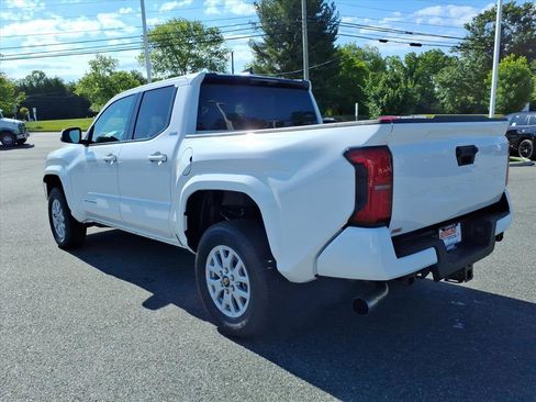 New 2026 Toyota Tacoma SR5 RWD image 7