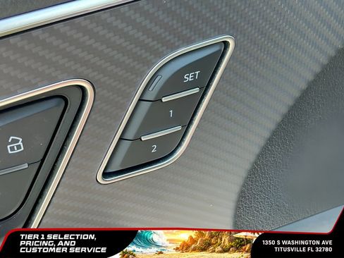 Used 2025 Audi SQ8 Premium Plus w/ 23" Wheel Package AWD/4WD image 22