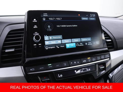 Used 2025 Honda Odyssey Touring image 8
