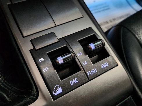 Used 2015 Lexus GX 460 image 38