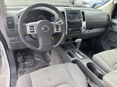 Used 2017 Nissan Frontier S image 10