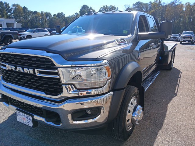 Used 2022 RAM 5500 SLT w/ Quick Order Package 2YG SLT AWD/4WD image 10