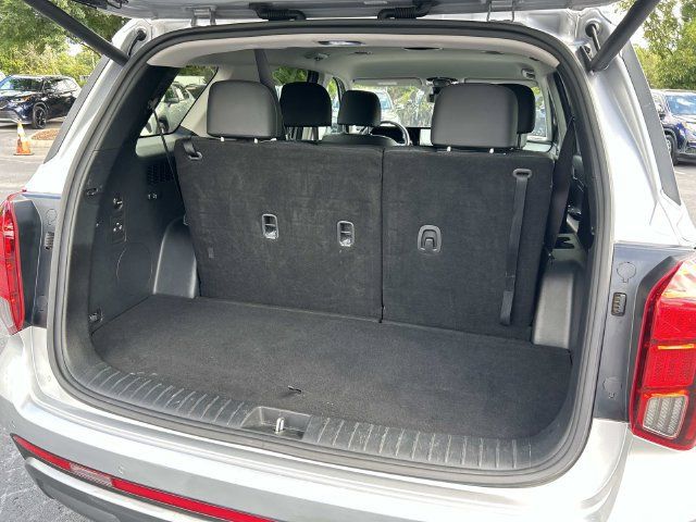 Used 2024 Hyundai Palisade SEL FWD image 12