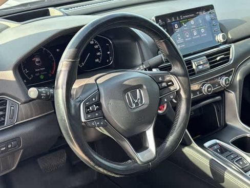 Used 2021 Honda Accord Touring image 21