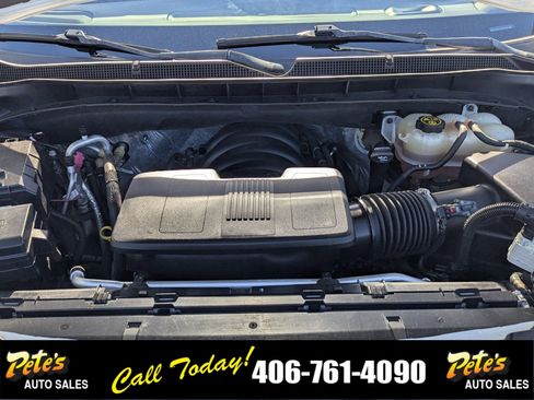 Used 2022 Chevrolet Suburban LS image 17