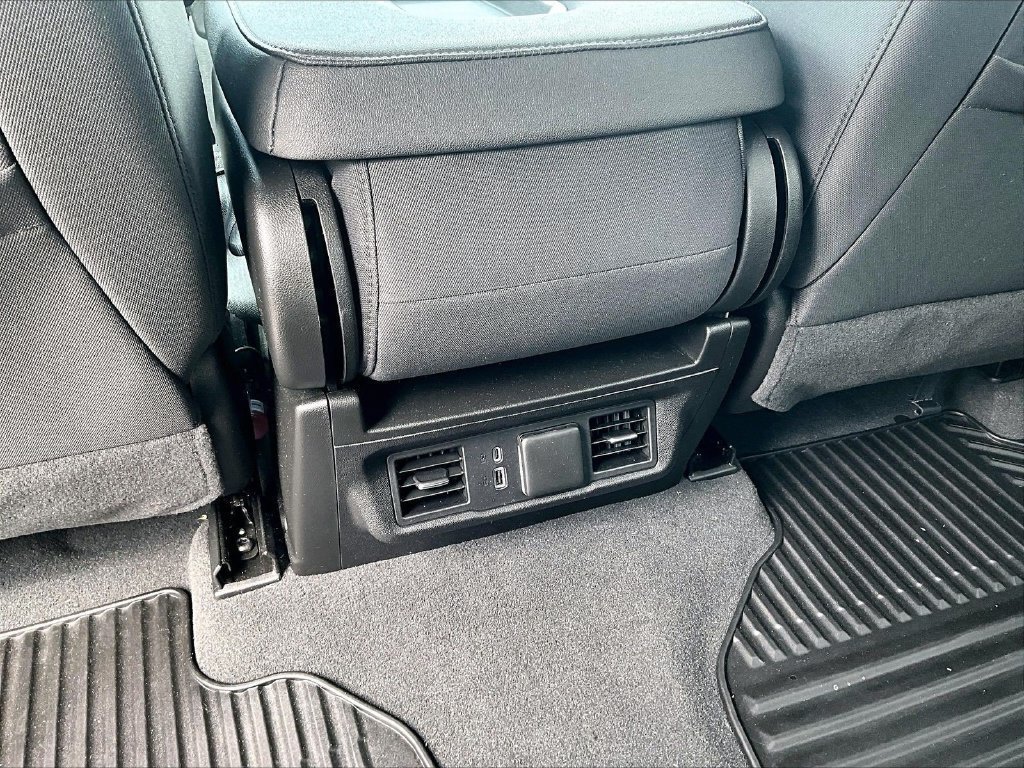Used 2024 Chevrolet Silverado 1500 RST AWD/4WD image 28