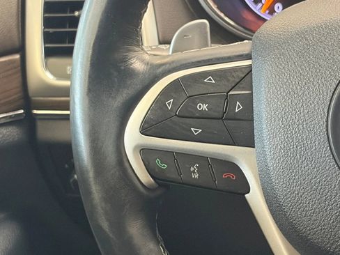 Used 2016 Jeep Grand Cherokee Overland AWD/4WD image 30
