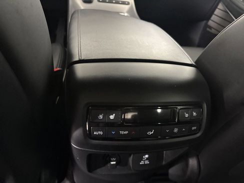 Used 2024 Hyundai Palisade Calligraphy AWD/4WD image 23