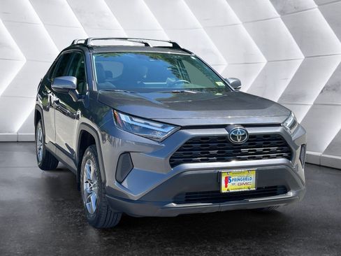 Used 2024 Toyota RAV4 XLE w/ Convenience Package AWD/4WD image 8