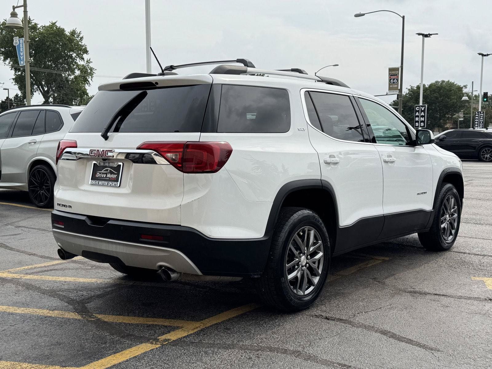 Used 2019 GMC Acadia SLT FWD image 9