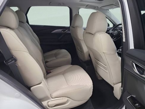 Used 2023 MAZDA CX-9 Touring Plus AWD/4WD image 19