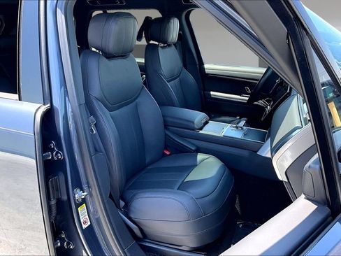 Used 2026 Land Rover Range Rover SE AWD/4WD image 27