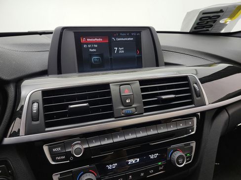 Used 2018 BMW 330i Sedan image 10