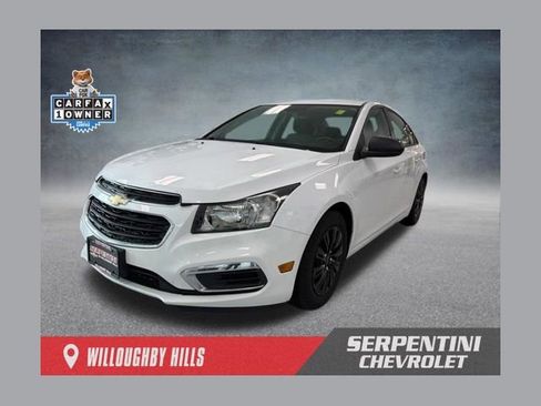 Used 2016 Chevrolet Cruze LS FWD image 1