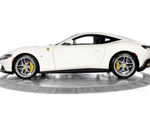 Certified 2024 Ferrari Roma RWD image 3