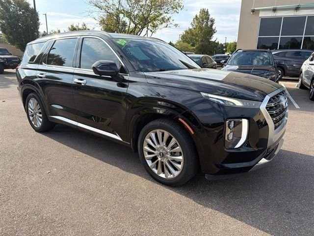 Used 2020 Hyundai Palisade Limited FWD image 3