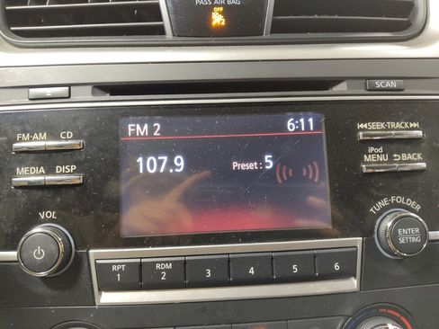 Used 2017 Nissan Altima 2.5 SR w/ Midnight Edition Package image 25