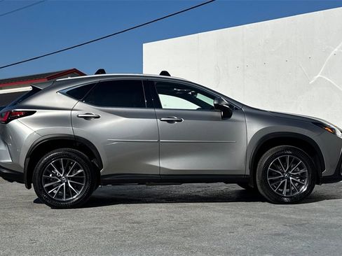 Used 2023 Lexus NX 350h 350h Premium image 2