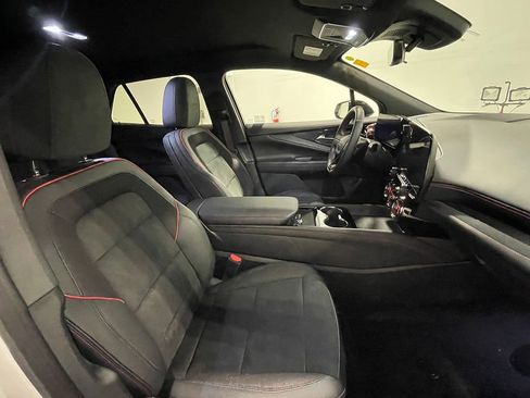 Used 2024 Chevrolet Blazer EV RS image 25