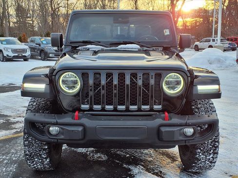 Used 2020 Jeep Gladiator Rubicon image 2