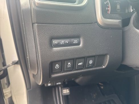 Used 2020 Nissan Murano SL w/ Moonroof Package image 20