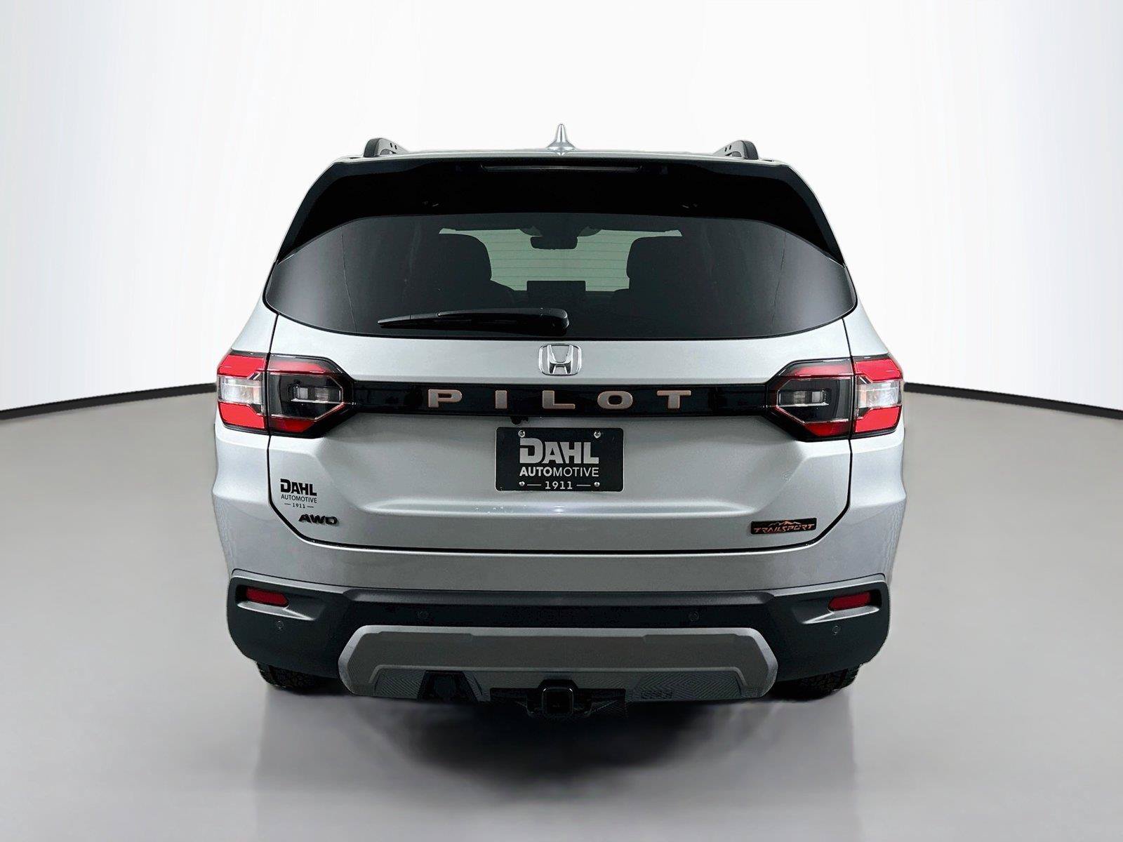 New 2026 Honda Pilot TrailSport image 12
