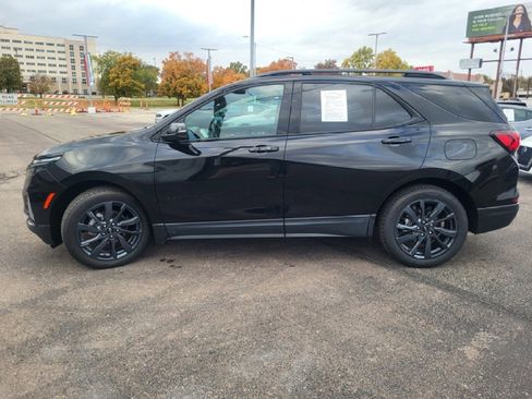 Used 2022 Chevrolet Equinox RS w/ RS Leather Package image 28