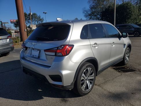 Used 2023 Mitsubishi Outlander Sport SE image 7