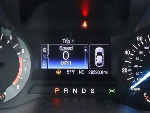 Used 2017 Ford Edge SEL AWD/4WD image 12