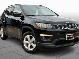 Used 2019 Jeep Compass Latitude w/ Cold Weather Group video 2