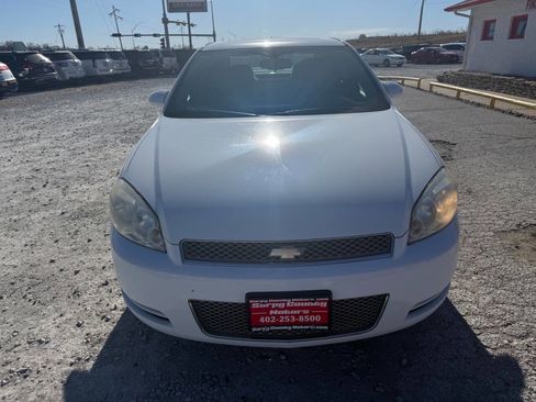 Used 2013 Chevrolet Impala LT w/ LT Sunroof Package image 8