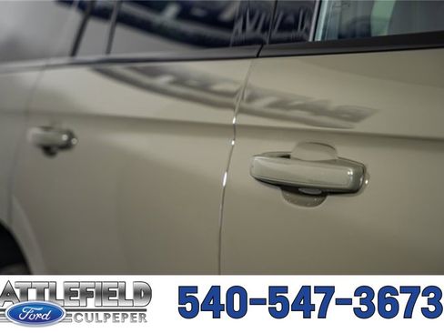 New 2025 Ford Expedition Tremor image 21