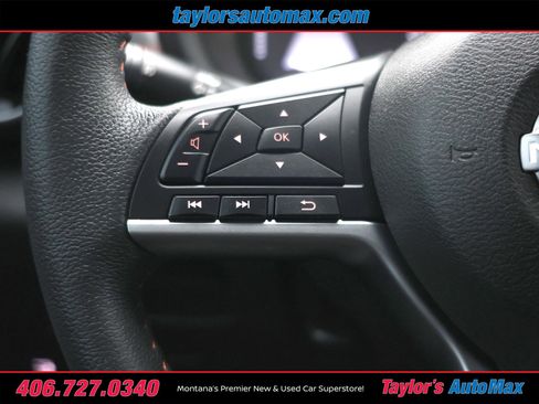 Used 2024 Nissan Kicks SR w/ Interior Electronics Package image 22