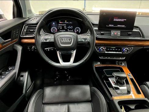 Used 2023 Audi Q5 2.0T Premium Plus w/ Premium Plus Package AWD/4WD image 8