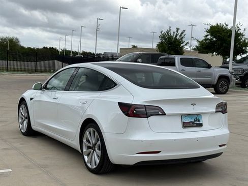 Used 2019 Tesla Model 3 Mid Range RWD image 4