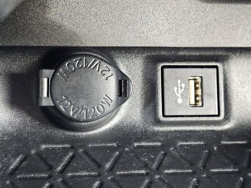 Used 2023 Toyota RAV4 XLE image 13