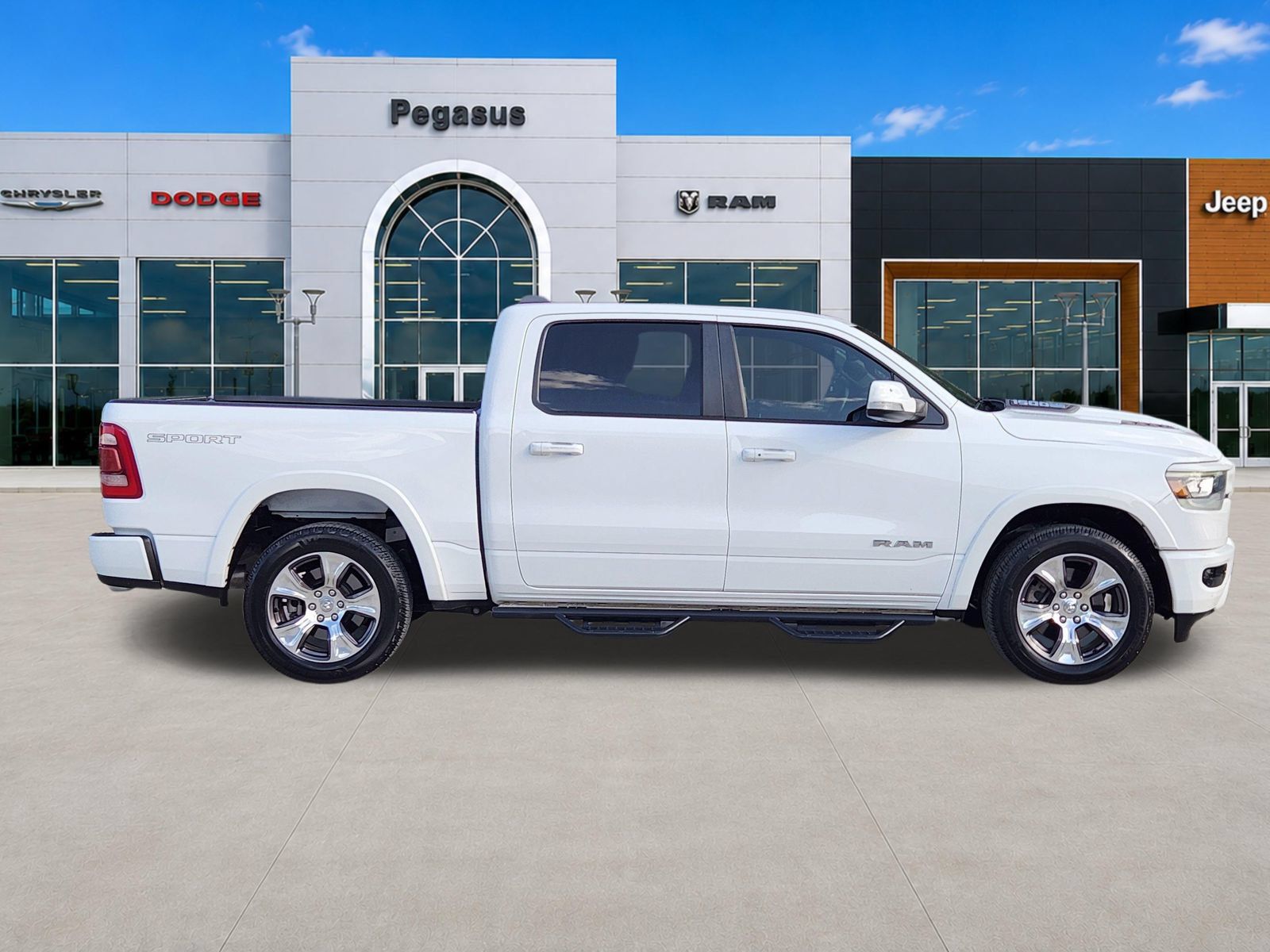 Used 2022 RAM 1500 Laramie w/ Sport Appearance Package RWD image 7
