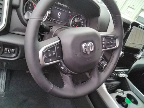 New 2026 RAM 1500 Big Horn AWD/4WD image 18
