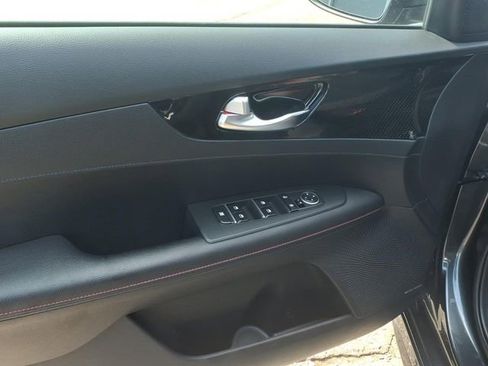 Used 2021 Kia Forte GT w/ GT2 Package FWD image 10