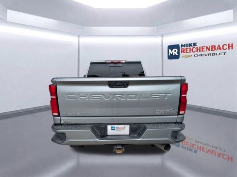 Used 2026 Chevrolet Silverado 2500 High Country w/ Technology Package AWD/4WD image 5