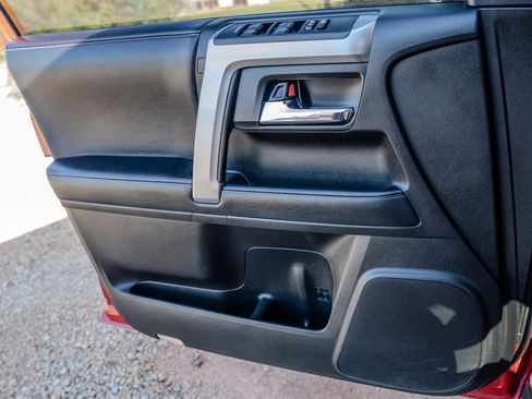 Used 2021 Toyota 4Runner SR5 AWD/4WD image 25
