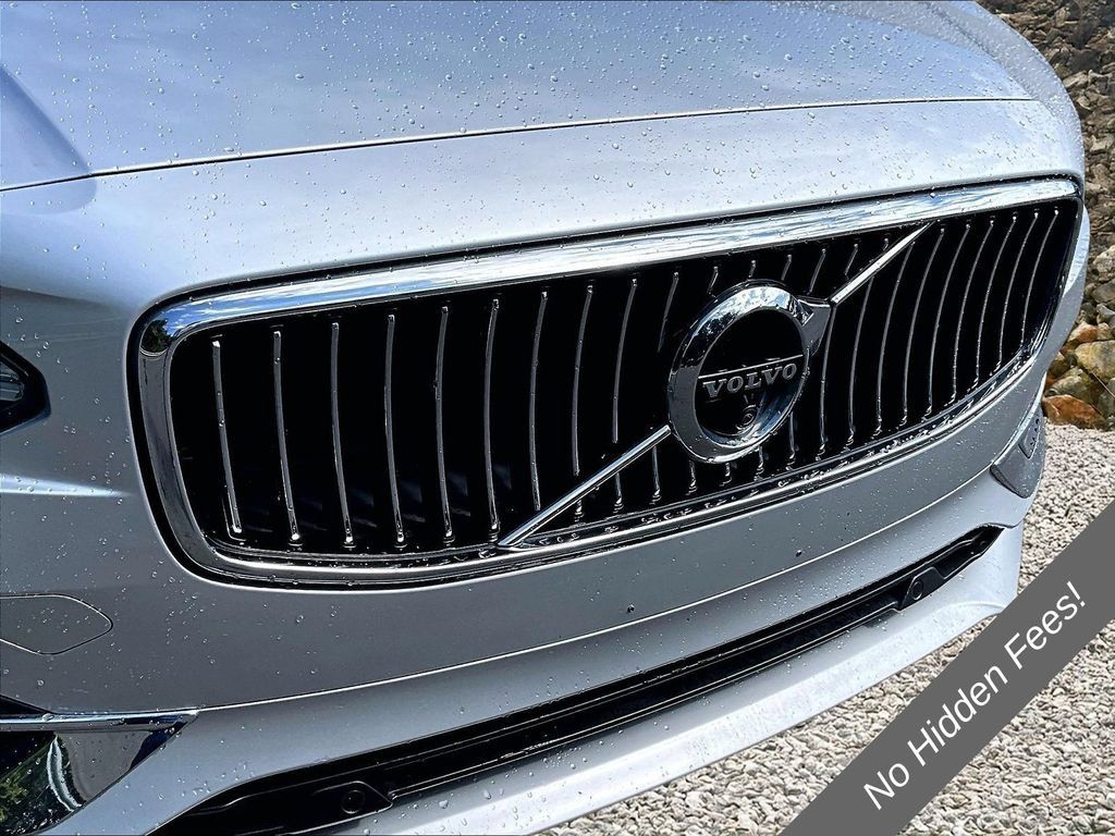 Used 2017 Volvo S90 T6 Inscription w/ Vision Package AWD/4WD image 25