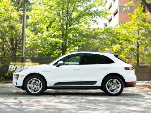Used 2015 Porsche Macan S AWD/4WD image 10